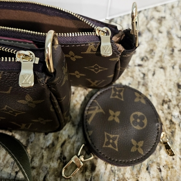 Monogram Multi Pochette Accessories Green quitar strap crossbody bag - Picture 6 of 10